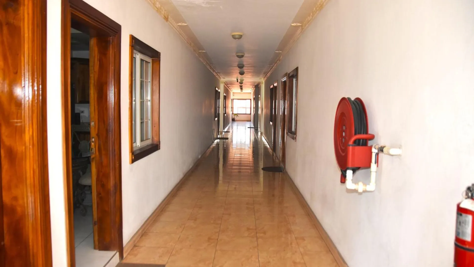 Embassy Deluxe 2 Apartamento Kingston
